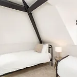 Ocean Pearl Sea Views Groups Sleeps 12