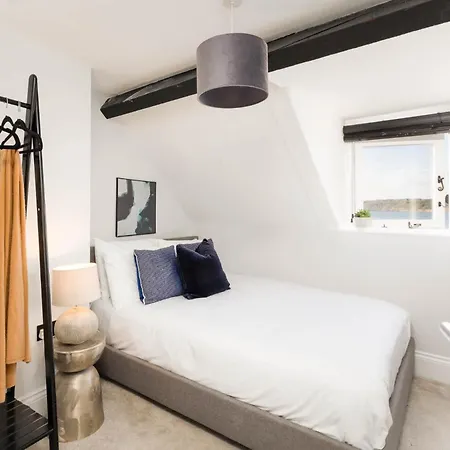 Hébergement de vacances Ocean Pearl Sea Views Groups Sleeps 12 Scarborough