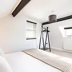 Ocean Pearl Sea Views Groups Sleeps 12 *