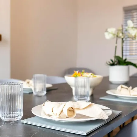 펜션 Ocean Pearl Sea Views Groups Sleeps 12
